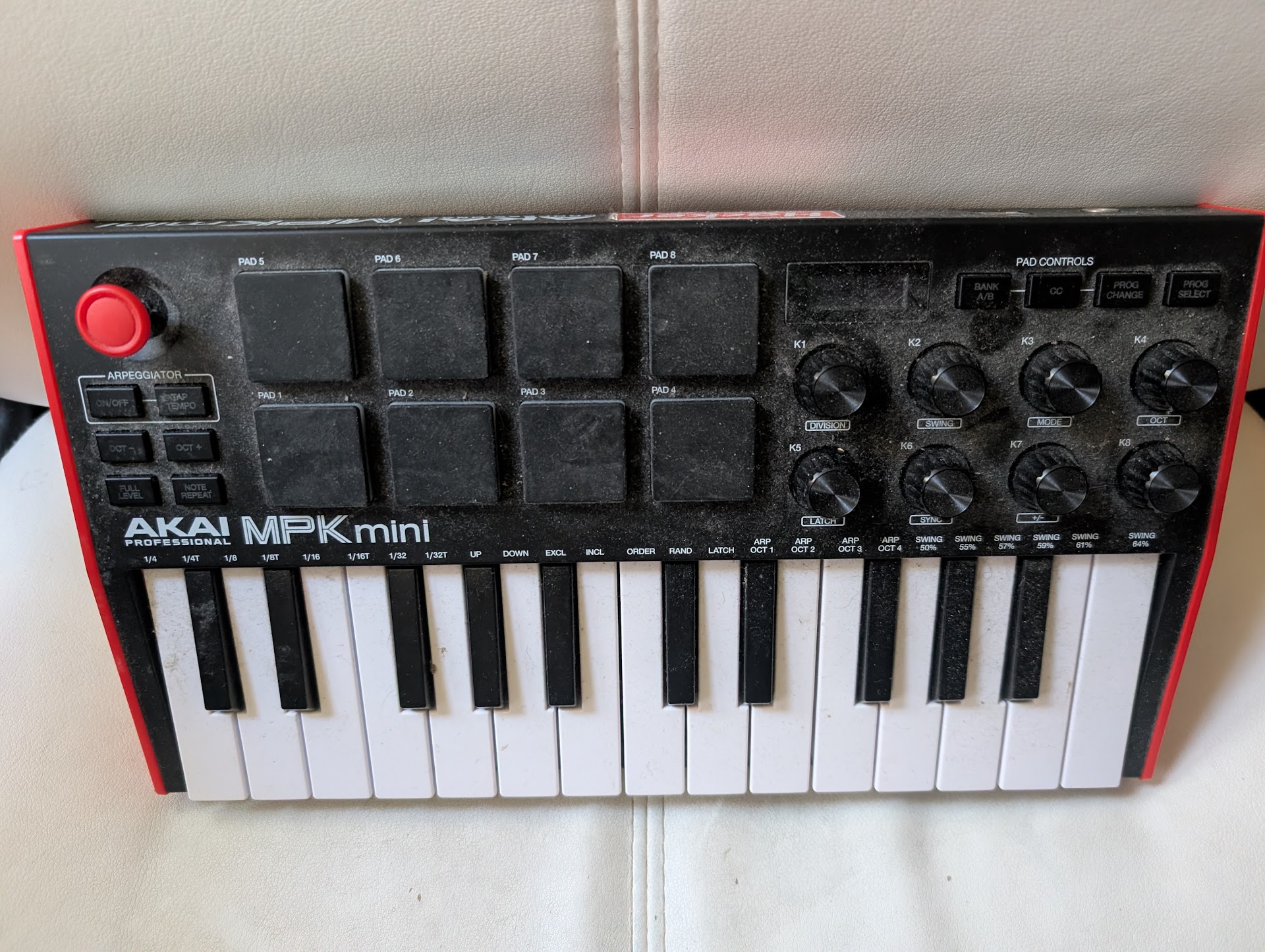 AKAI MPK Mini mkII photo 1