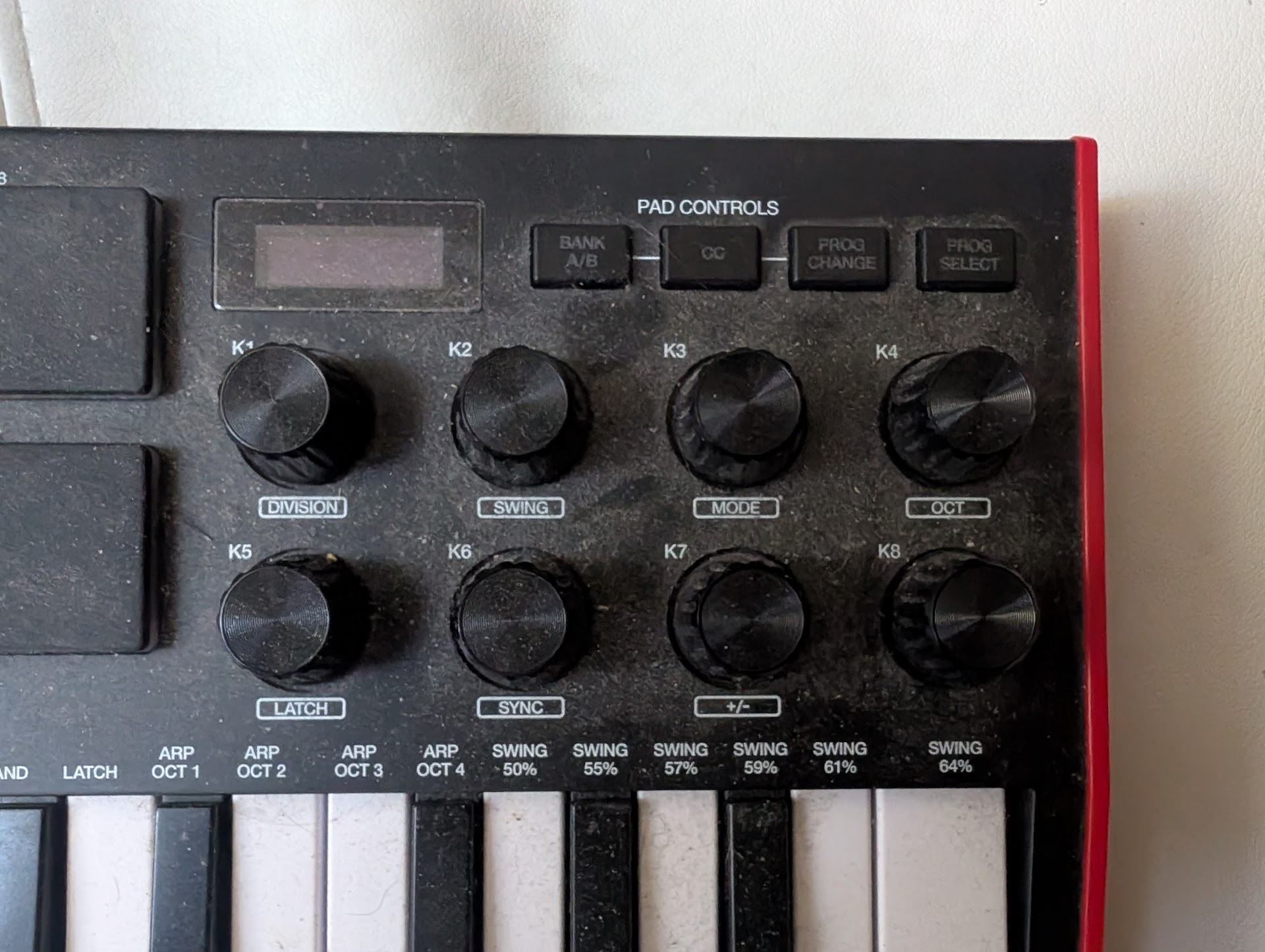 AKAI MPK Mini mkII photo 2